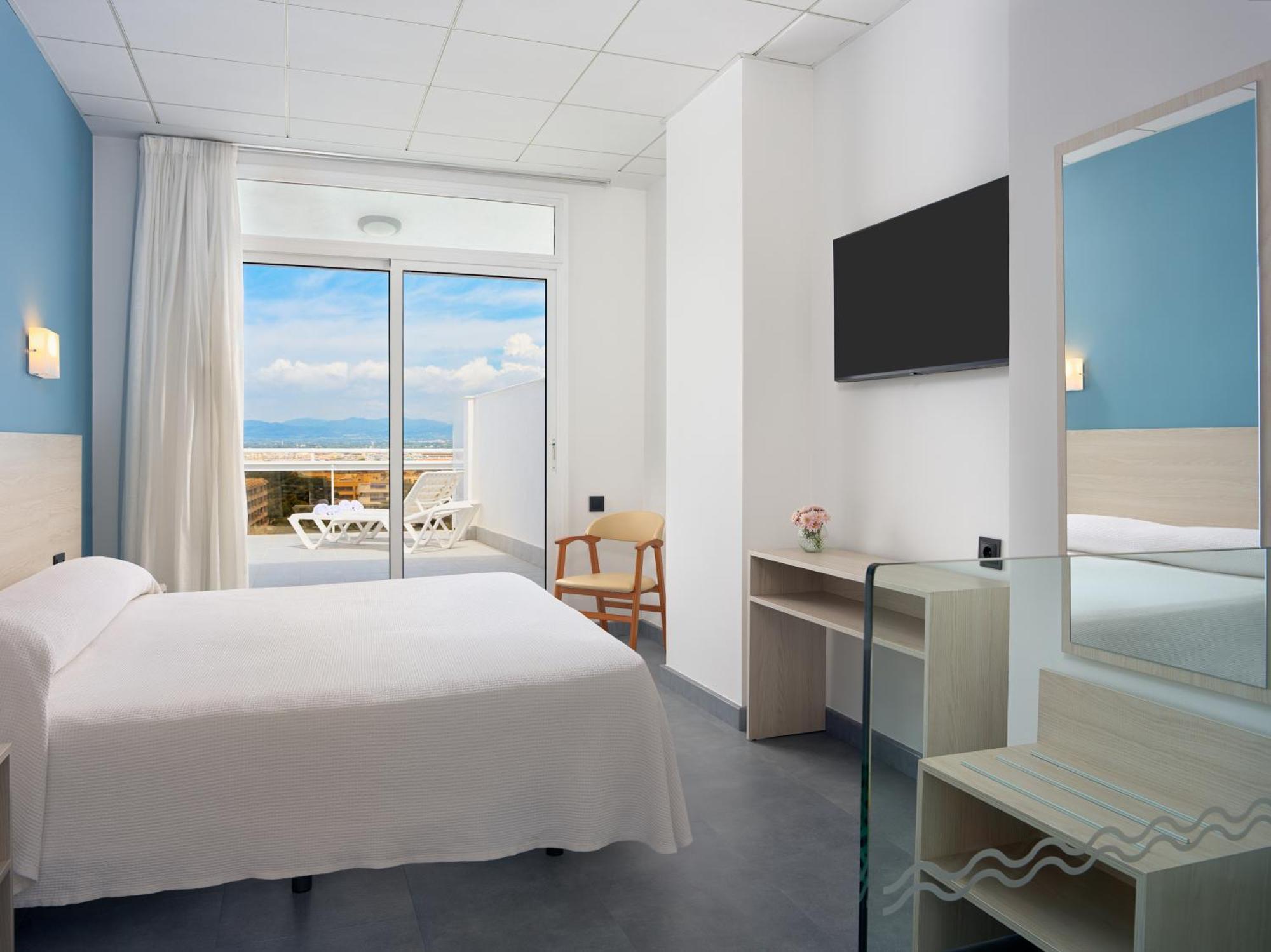 Duplex Superior room 4* PortAventura Park 1 access to Ferrari Land