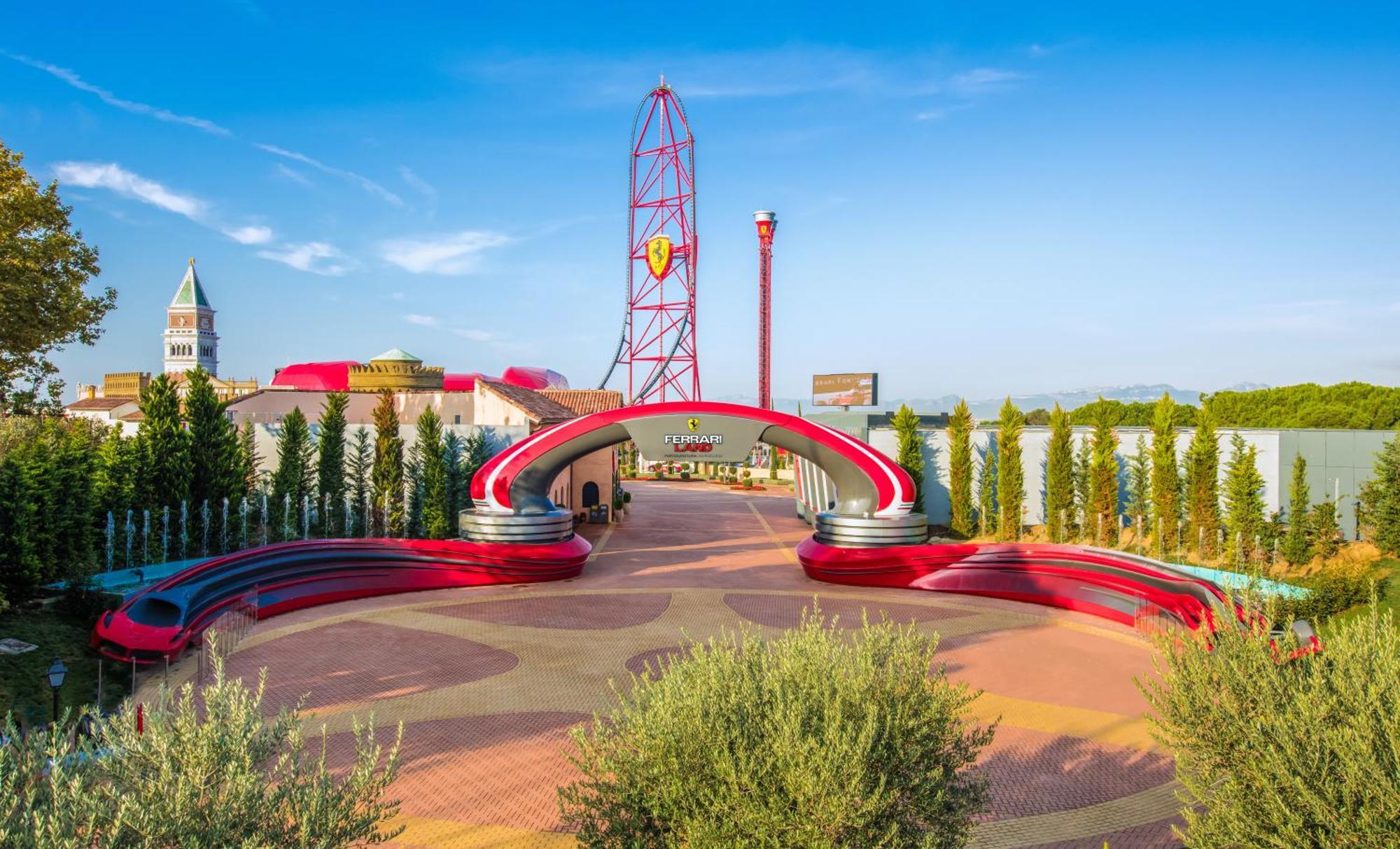 Duplex Superior room 4* PortAventura Park 1 access to Ferrari Land